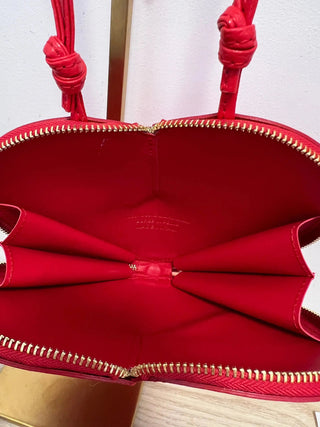 
                    
                      Oktoberfest Herzl Tasche aus Leder
                    
                  