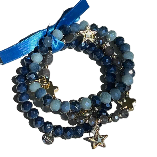 Armband dreifach Blau gold Perlen Charms Sterne.2