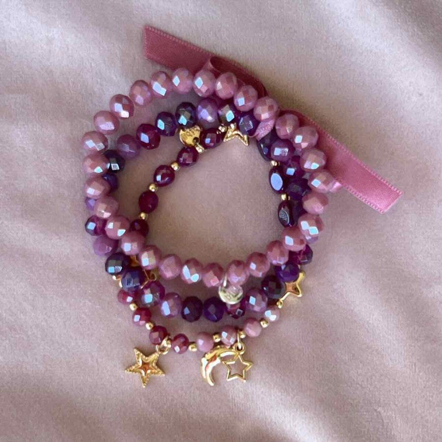 Armband dreifach rosa beere gold Perlen Charms Sterne.2 42fc1e6e dbe8 4767 b451 9d3497219a08