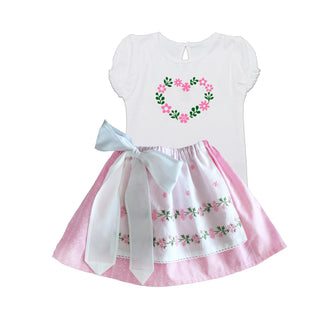 
                    
                      Mein erstes Baby Dirndl Schneewittchen
                    
                  