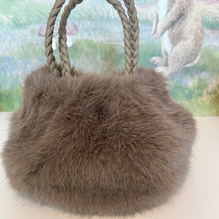 Fake Fur Bucket Bag dunkelolive Märchenwerkstatt