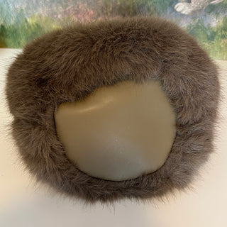 
                    
                      Fake Fur Bucket Bag dunkelolive Märchenwerkstatt
                    
                  
