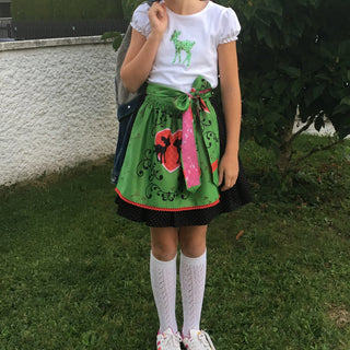 
                    
                      Kinder dirndl Bambi Seide Grün
                    
                  