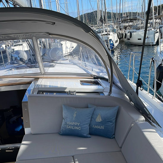 Kissen personalisiert hellblau happy sailing