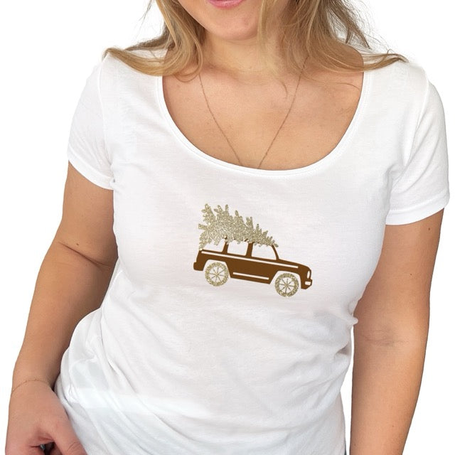 Mittel_Damen-Shirt-Christmas-Auto-Jeep-Tannenbaum-braun-gold.3