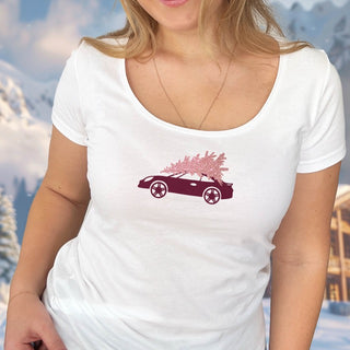 
                    
                      Mittel_Damen-Shirt-Christmas-Auto-Porsche-bourdeaux-rose.2
                    
                  