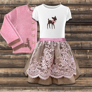 
                    
                      Mädchen Dirndl Goldmarierosé
                    
                  