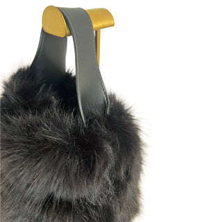 
                    
                      Mini Tasche Fell Fake Fur schwarz detail
                    
                  