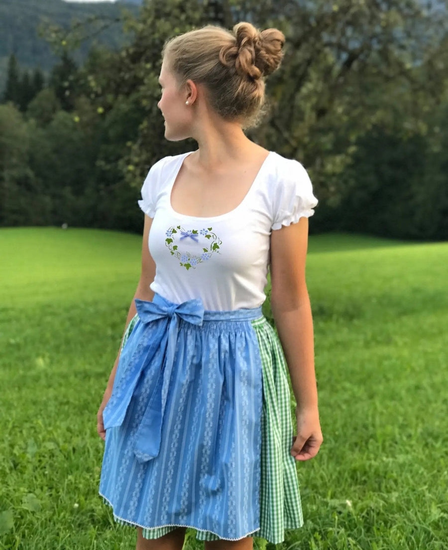 Teenager dirndl rosenschimmer