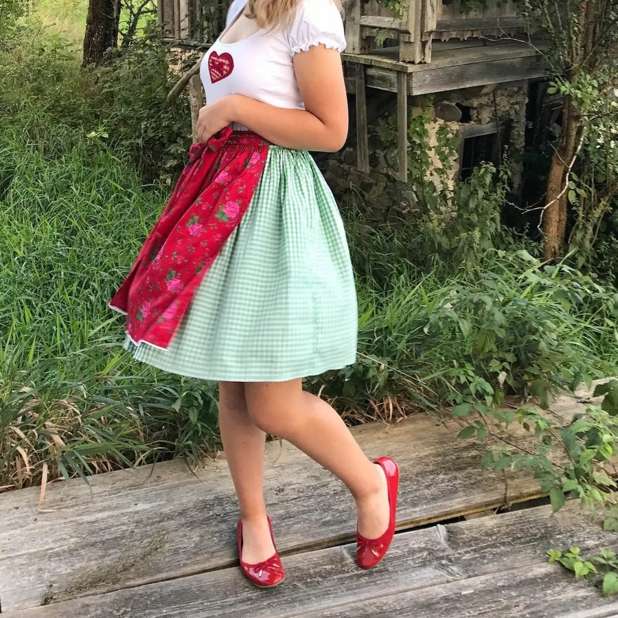 Teenager dirndl samtherz blau 775544