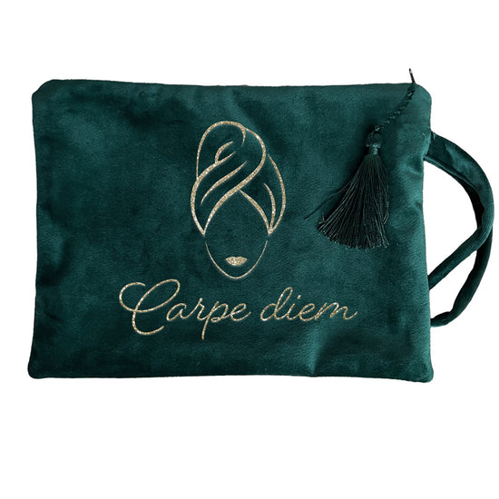 SPA Kosmetiktasche Samt dunkelgruen Turban Carpe diem gold