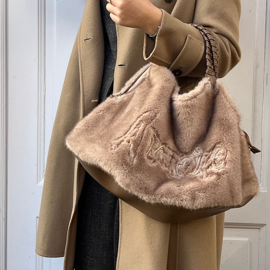 Fake Fur Shopper Tasche 'Amore' in Camel mit Tragegriff
