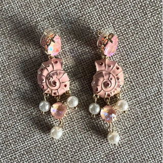 
                    
                      Statement Ohrringe Sommer Muschel rosa Perle
                    
                  