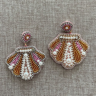 
                    
                      Statement Ohrringe Muscheln rosa - Glamour für den Sommer
                    
                  