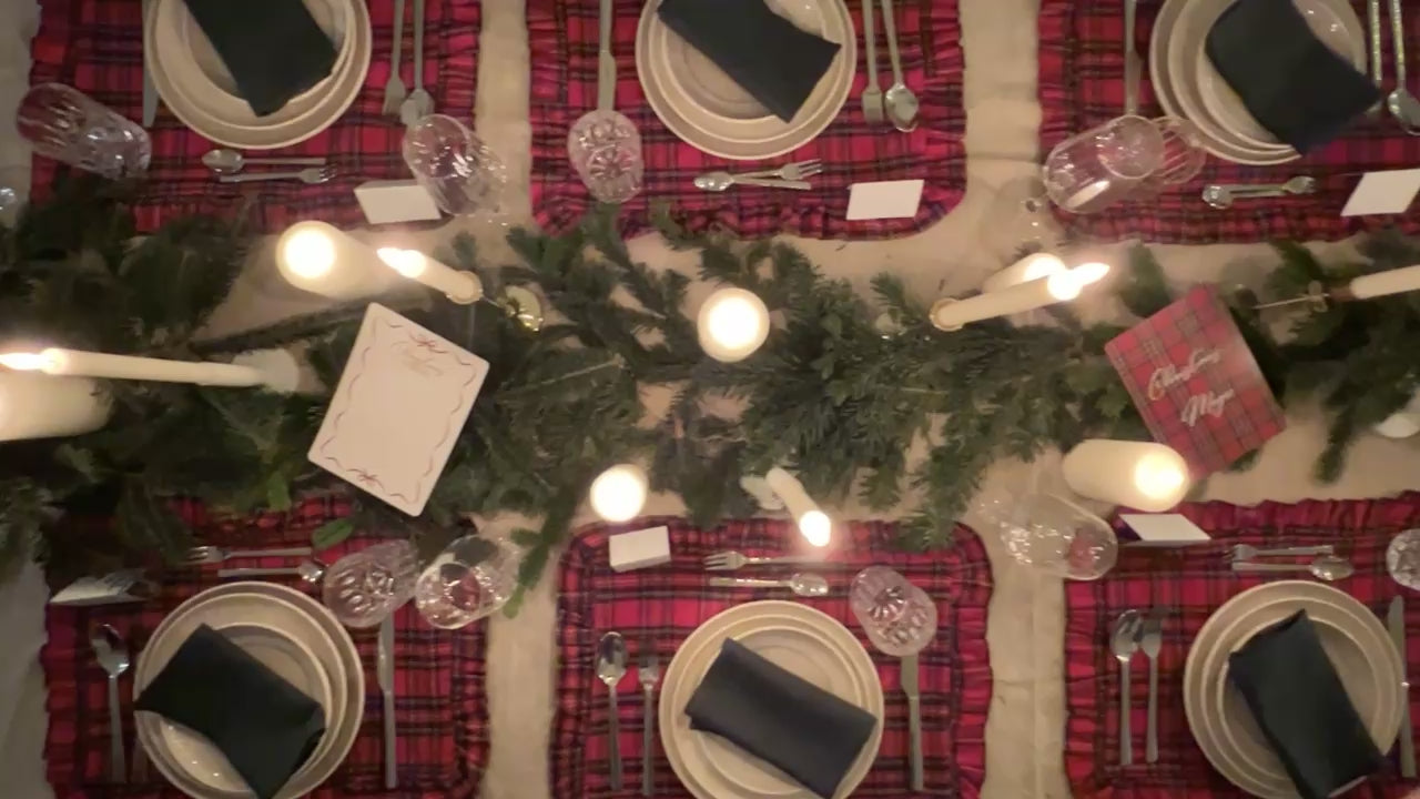 "Christmas Magic" dunkelgrüne Leinen-Servietten personalisierbar 2er Set